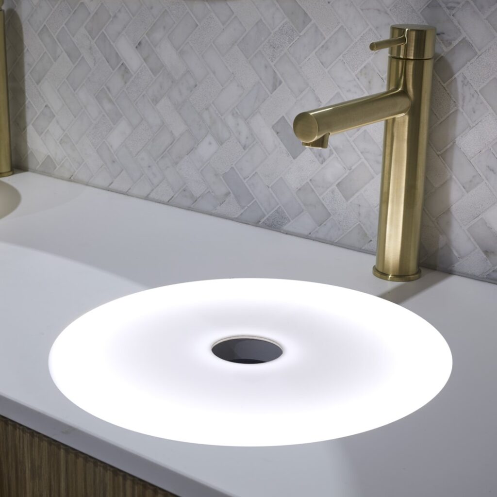 the basin lab illumi lightbox