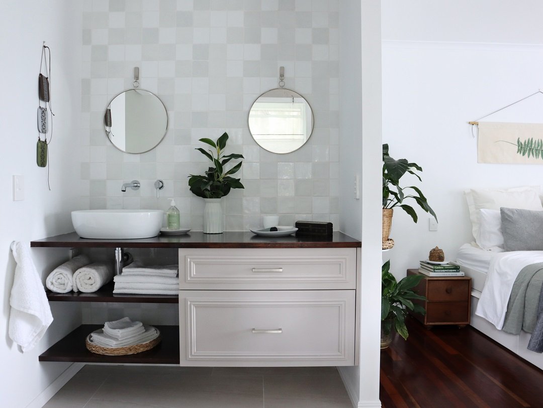 Harmony Bassini oval above counter basin with Senza chrome tapware - Cassandra Fenaughty Renovation Concepts.
